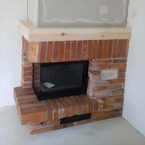 Ενεργειακό τζάκι Kratki Maja L BS Deco 8kW στη διακόσμηση σαλονιού