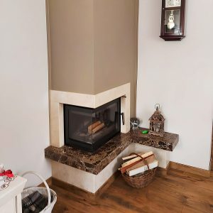 Διακόσμηση σαλονιού με ενεργειακό τζάκι Kratki Simple Μ S L BS 8kW αριστερό γωνιακό