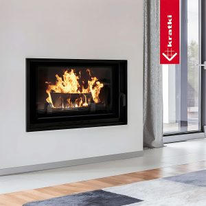 Ίσιο ενεργειακό τζάκι Kratki Wiktor Deco 14kW στη διακόσμηση σαλονιού